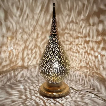 Standing Lamp – Traditional Design with Modern Brass Finish - Image 6