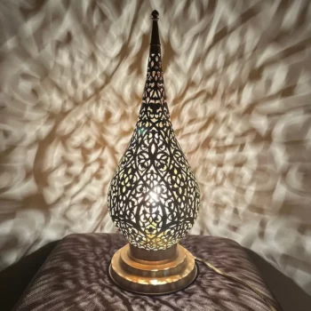 Standing Lamp – Traditional Design with Modern Brass Finish - Image 4